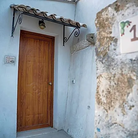 Bed and Breakfast Lucapannune